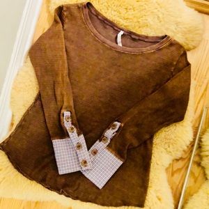 NWOT Heart breaker button up sleeves shirt